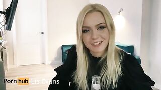 A beautiful neighbor came to visit and treated her to a blowjob