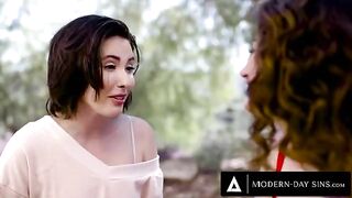 Casey Calvert and Arabelle Raphael share boyfriend's huge dick