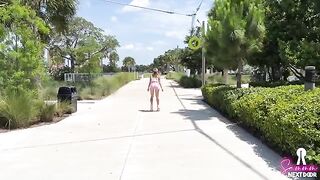 A guy picked up a girl in skates and fucked her at her home