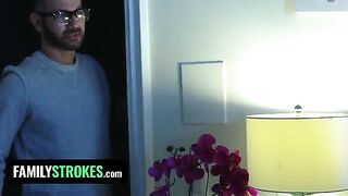 Stepdaughter Vanna Bardot gets intimate with her stepdad