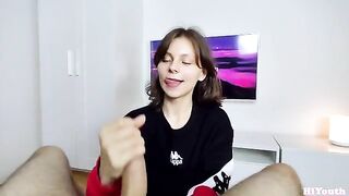 A cute girl has sex with her stepbrother and gets cum on her face – hiyouth