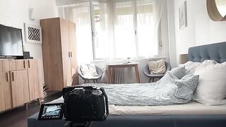 The guy had to say goodbye to a girl, so he fucked her hard