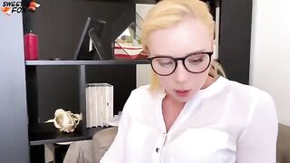 The boss called the secretary to his office and fucked her hard