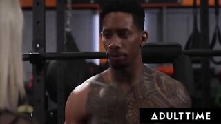Muscle dude drilled wet pussy and ass of ebony hottie