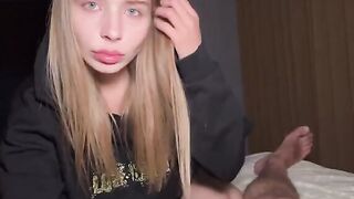 The girl is an IT specialist, but she also loves to suck cock. Californiababe