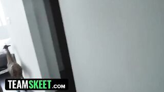 Curvy stepsis Daisy Stone with a big ass gets fucked