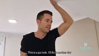 The air technician left his cum in my ass - Mariana Martix
