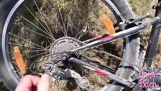 A hot girl is fucking with a guy she met outdoors