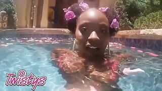 Petite hottie Elsie enjoys sensual sex and shows it off in the pool