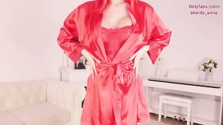Red-haired beauty has a passionate sex session with her best friend in a steamy homemade video