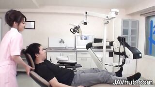 The dentist took a great liking to her patient and engaged in passionate acts