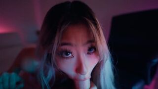 Sexxy Asian teen Raya Steele deepthroats cock passionately