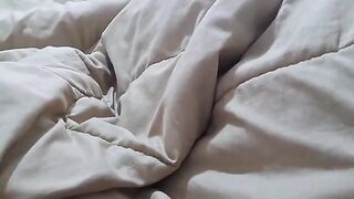 A fat stepmom with big ass shares bed and more with stepson