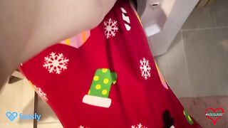 I helped my stepmom get out of the washer, she thanked me with sex
