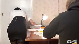 The student replaced the exam with sex with her teacher