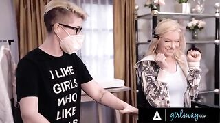 Scissoring with Asian beauty Ember Snow and a hot blonde