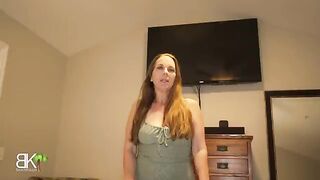 My stepmom has a huge ass, I love fucking her!