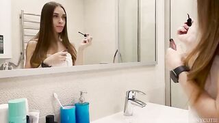My mistress is a professional in giving blowjobs, she doesn’t let me cum easily!