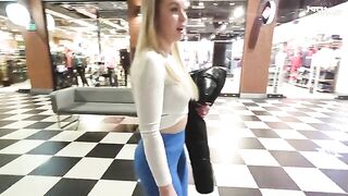 A girl is fucking in the shopping mall toilet for money