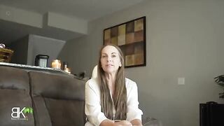 Pervert stepson catches his stepmom Kymber for a couch ride