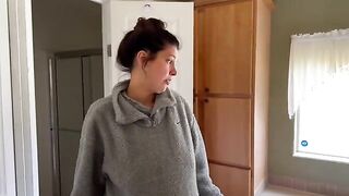The couple tries to get a better deal from the pregnant landlord