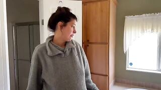 The couple tries to get a better deal from the pregnant landlord