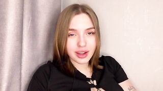 A juicy girl with a great ass, masturbating at home