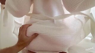 I shook my juicy ass for my stepbrother to seduce him again