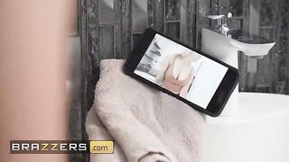 Isabelle Deltore, hot Aussie babe, gets fucked hard in the shower by Jordi