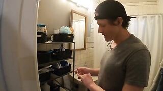 Anna Claire Clouds fucks Shawn Alff, fulfilling a fan’s fantasy in this steamy Bellesa episode