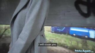 A pick-up guy fucked sexy Russian babe in the open air