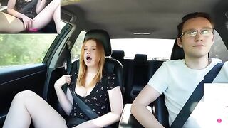 A sexy girl with a remote-controlled toy surprised Verlonis while driving in public
