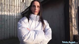 Agent fucked a sexy brunette in the basement for cash