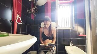 My dirty friend fucked me on the toilet seat