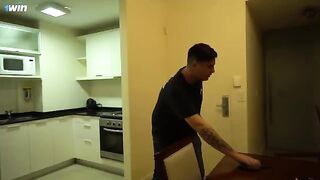 I managed to fuck my friend's stepsister, I left her completely filled CREAMPIE LynnScream