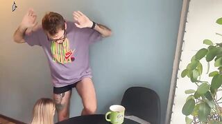 The fan didn’t miss her chance to fuck a famous DJ