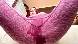 Fit girl Lina Moore squirts and fucks her perfect ass