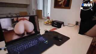 Fix your laptop and get sensual sex with a cute teen