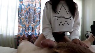 A sexy woman rides the cock in reverse cowgirl early in the morning