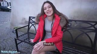 The pretty girl met a pick-up guy for a quick public sex session