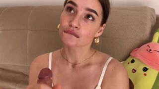 A beautiful girl promised a gentle blowjob and showed her skills