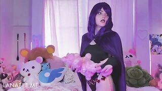 Raven found Starfire's toys and experimented with them in a playful way