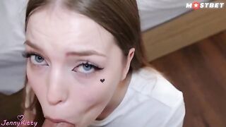 The delivery girl was thanked with a hard cock after receiving a heavy parcel