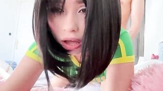My stepsister is super hot and asked me to cum on her face