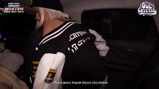 A spontaneous sex encounter in the car on a starfall-free day