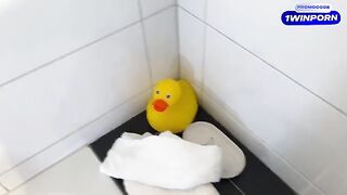 A guy caught his stepmom naked in the bathtub, she gave him a footjob