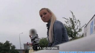 Picked up a girl on the road and fucked her in the car