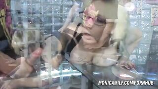 A mature woman planted a big dick in her pussy in the office