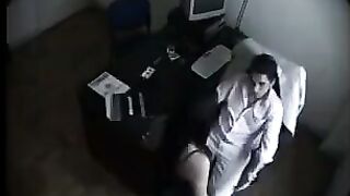 Spy cam in the massage room - don't peek!