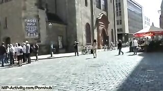 I took my clothes off and showed my pussy in the park